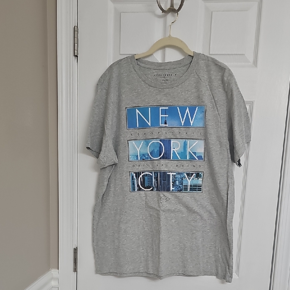 Aeropostale Heather Gray Graphic Tee